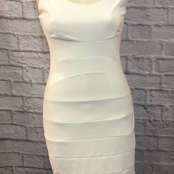 Sold - Picture 3 of 7